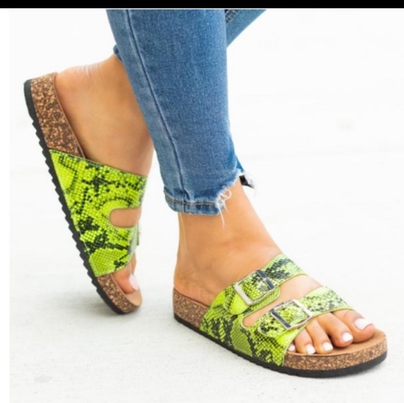 Snake Print Sandals 1 LEFT - Picture 3 of 7